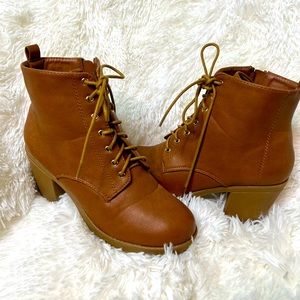 Brand new condition. Never worn